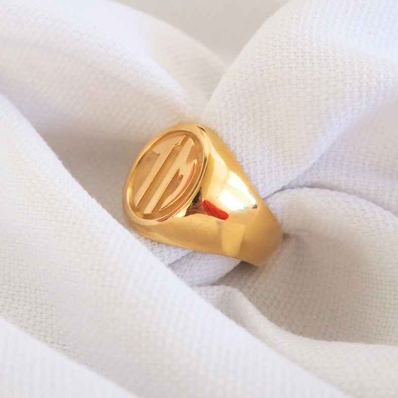 Chevalière ronde 2 à 3 initiales • Lorde