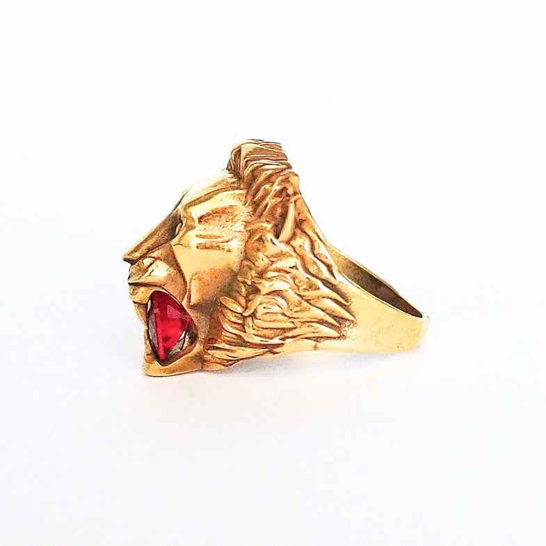 Bague tête de lion dorée à l'or 18k • Lionkiss