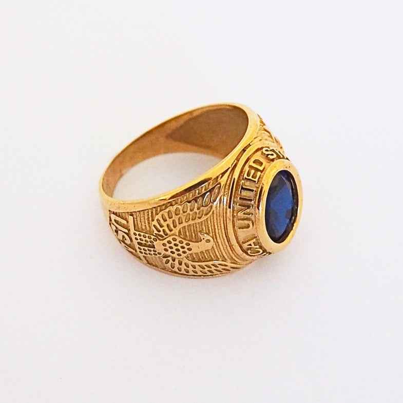 Bague universitaire or 9 carats • United