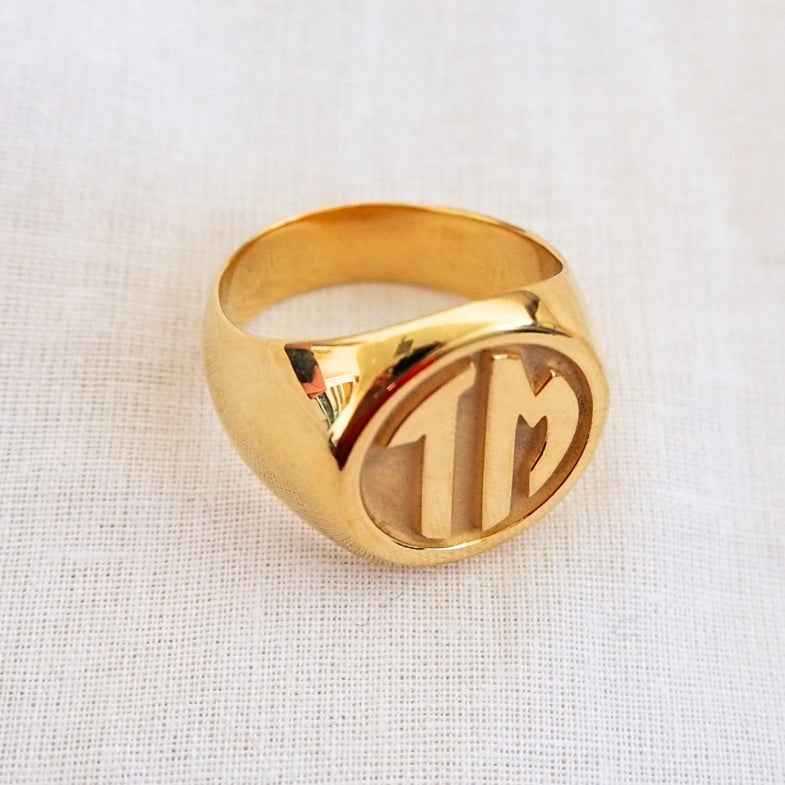 Chevalière ronde 2 à 3 initiales • Lorde