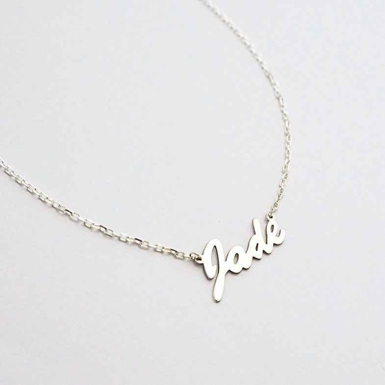Collier prénom en or 18 carats • Sol