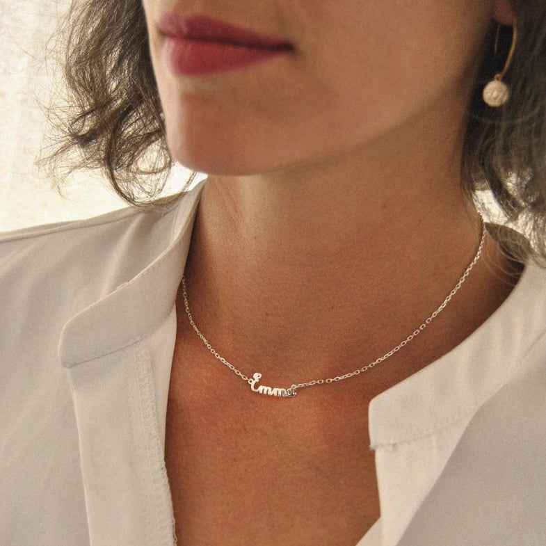 Collier avec prénom en or 18 carats • Flow