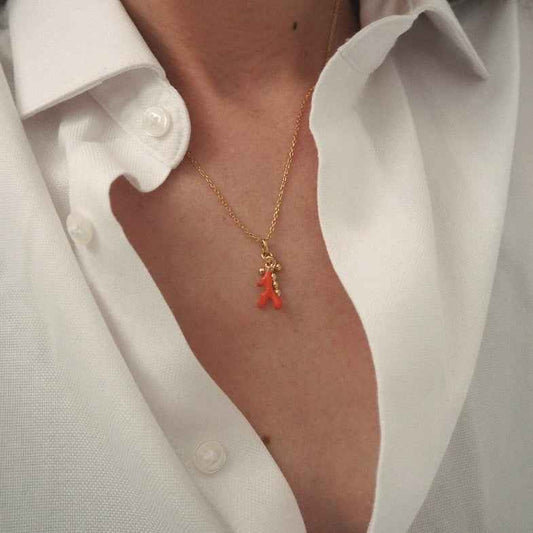 Pendentif croix en or 18 carats • Lotta