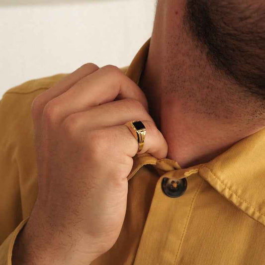 Chevalière homme or 18 carats onyx • Alda