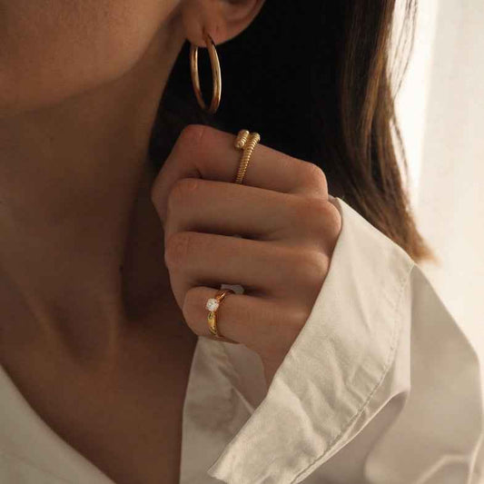 Bague petit doigt diamant en plaqué or • Jazsp