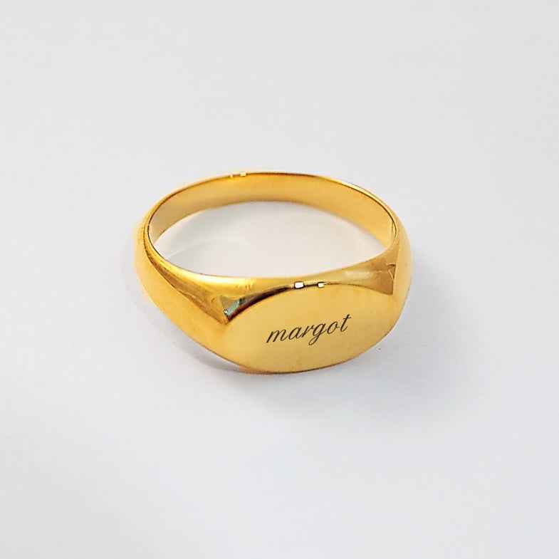 Chevalière personnalisée à graver en plaqué or • Ovation Bijoux