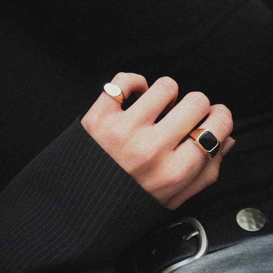 Chevalière de petit doigt femme • Mara