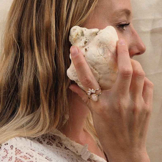 Bague couronne dorée à l'or 18 carats • Fantasia