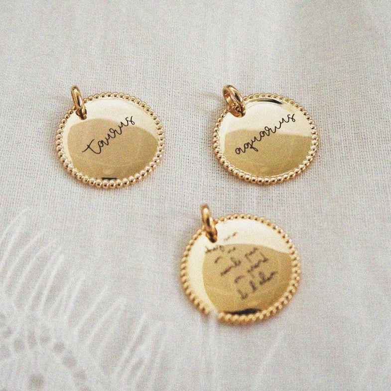 Pendentif laurier en plaqué or 18k • Esmée
