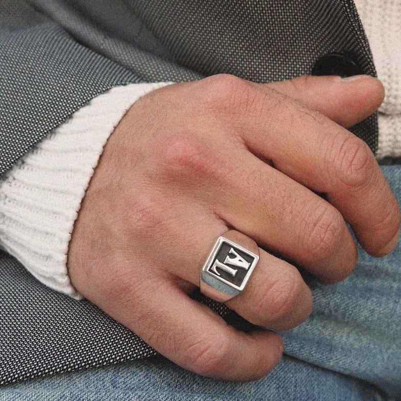 Chevalière homme initiales personnalisées • Oslo