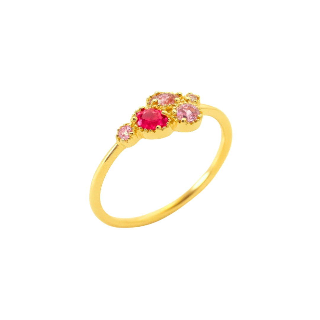 Bague en plaqué or 18 carats ornée de pierres roses et fuchsia sur fond blanc – bijou féminin raffiné Ovation Bijoux