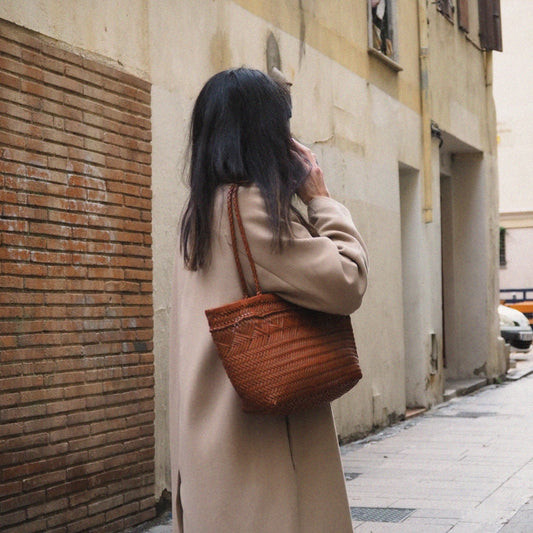 Sac en cuir tressé caramel, panier en cuir tressé caramel femme