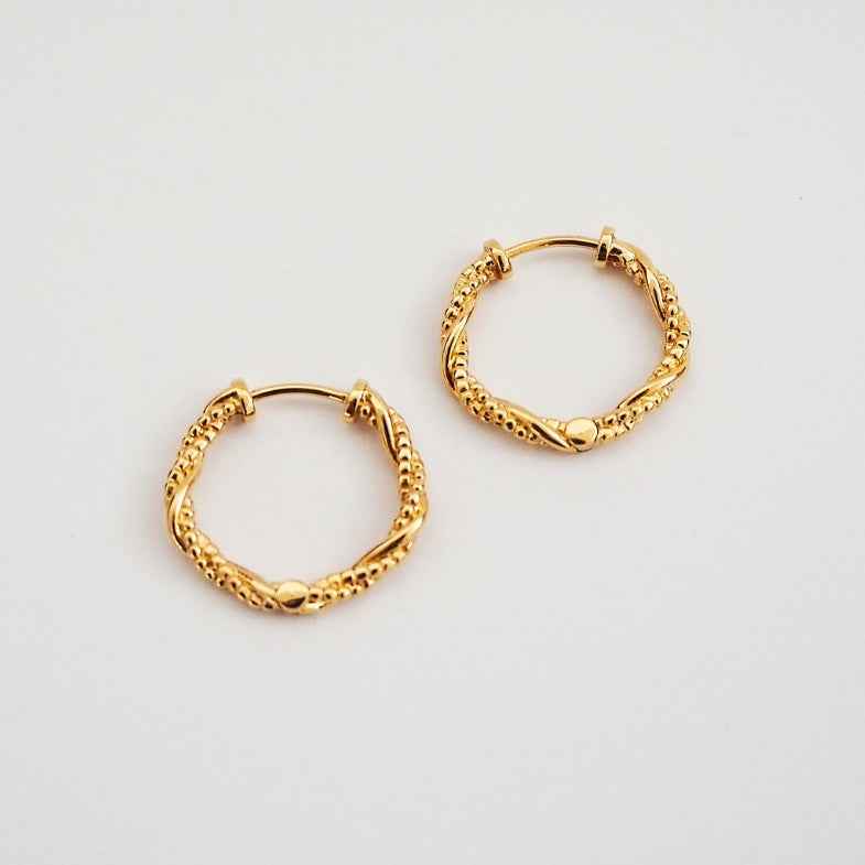 Créoles torsadées plaqué or 18k • Harlow