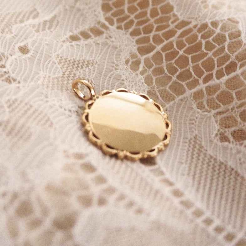 Pendentif personnalisé en plaqué or 18k • Cléo