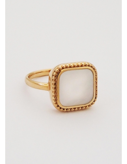 Bague nacre carrée