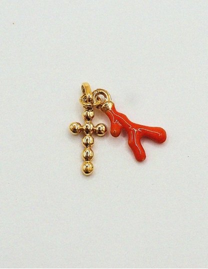 Pendentif croix en or 18 carats