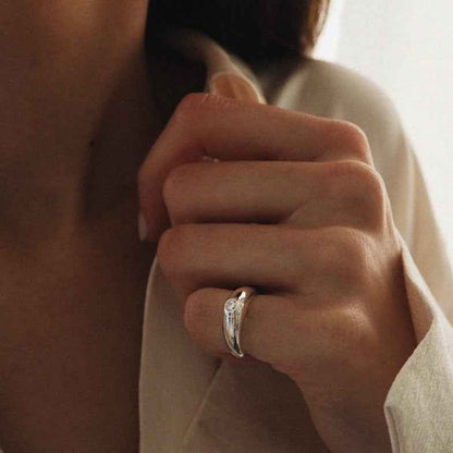 Bague petit doigt plaqué or • Kiyo