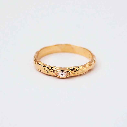 Bague martelée dorée à l'or 18 carats • Iris