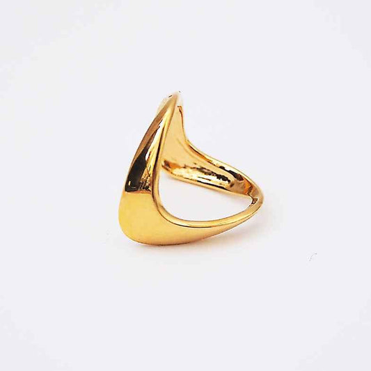 Bague chevron dorée à l'or 18 carats • Pauline