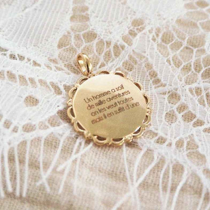 Pendentif personnalisé en plaqué or 18k • Cléo