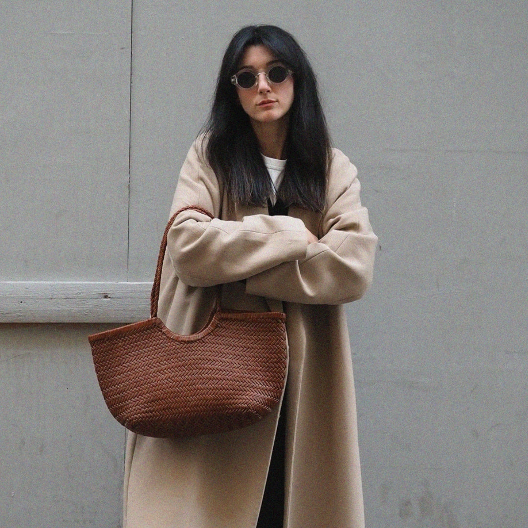 Sac panier cabas en cuir tressé caramel 