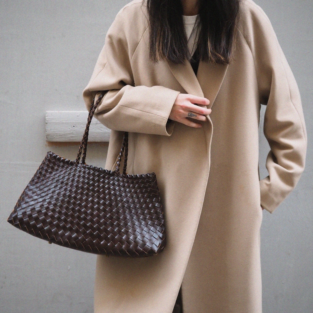 Panier en cuir tressé trapèze marron foncé