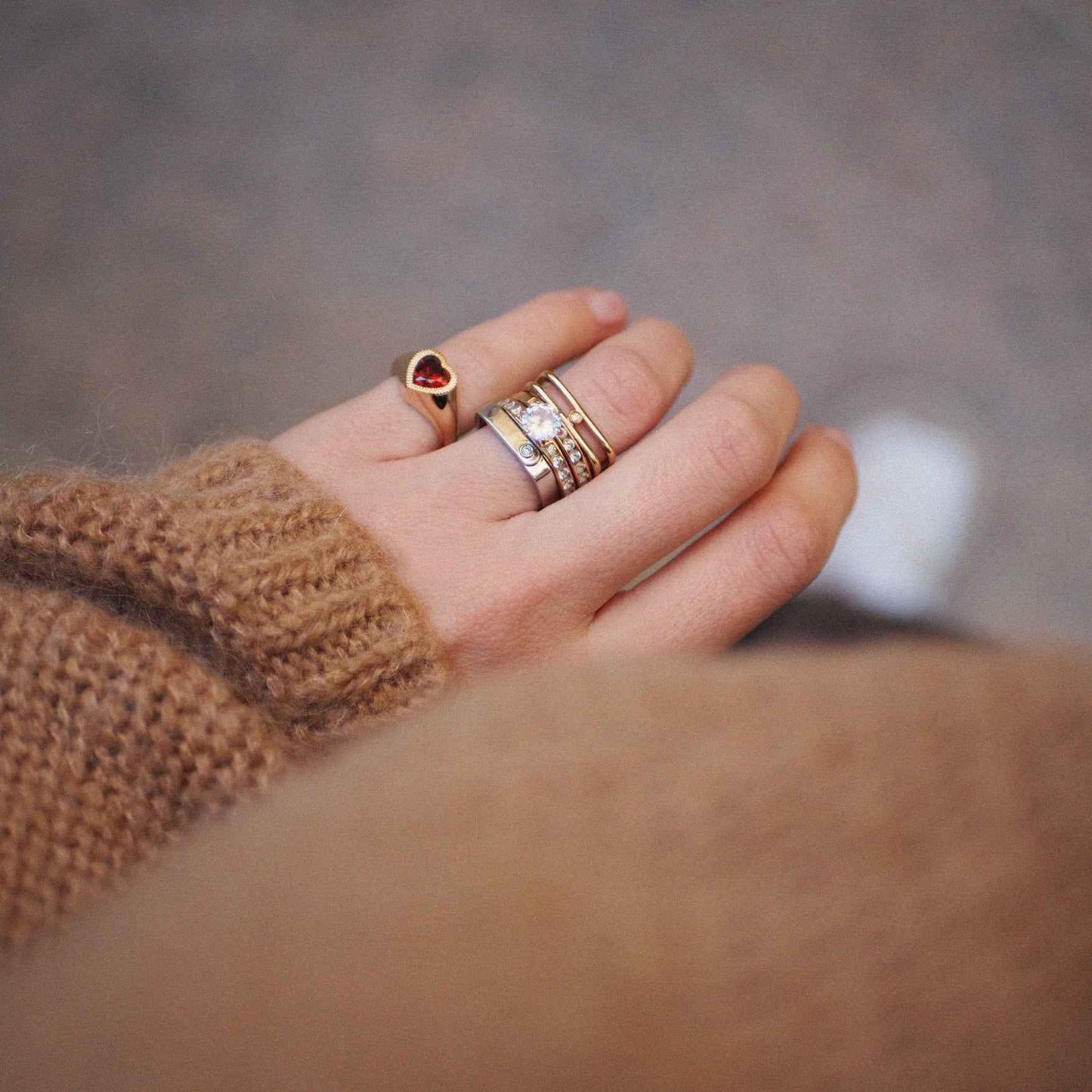 Bague de petit doigt cœur rouge • Charlotte