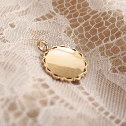 Pendentif personnalisé en plaqué or 18k • Cléo